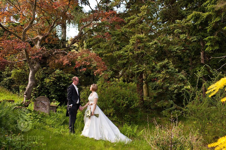 claire-alastair-claverley-patshull-hall-wolverhampton-wedding-photographers 