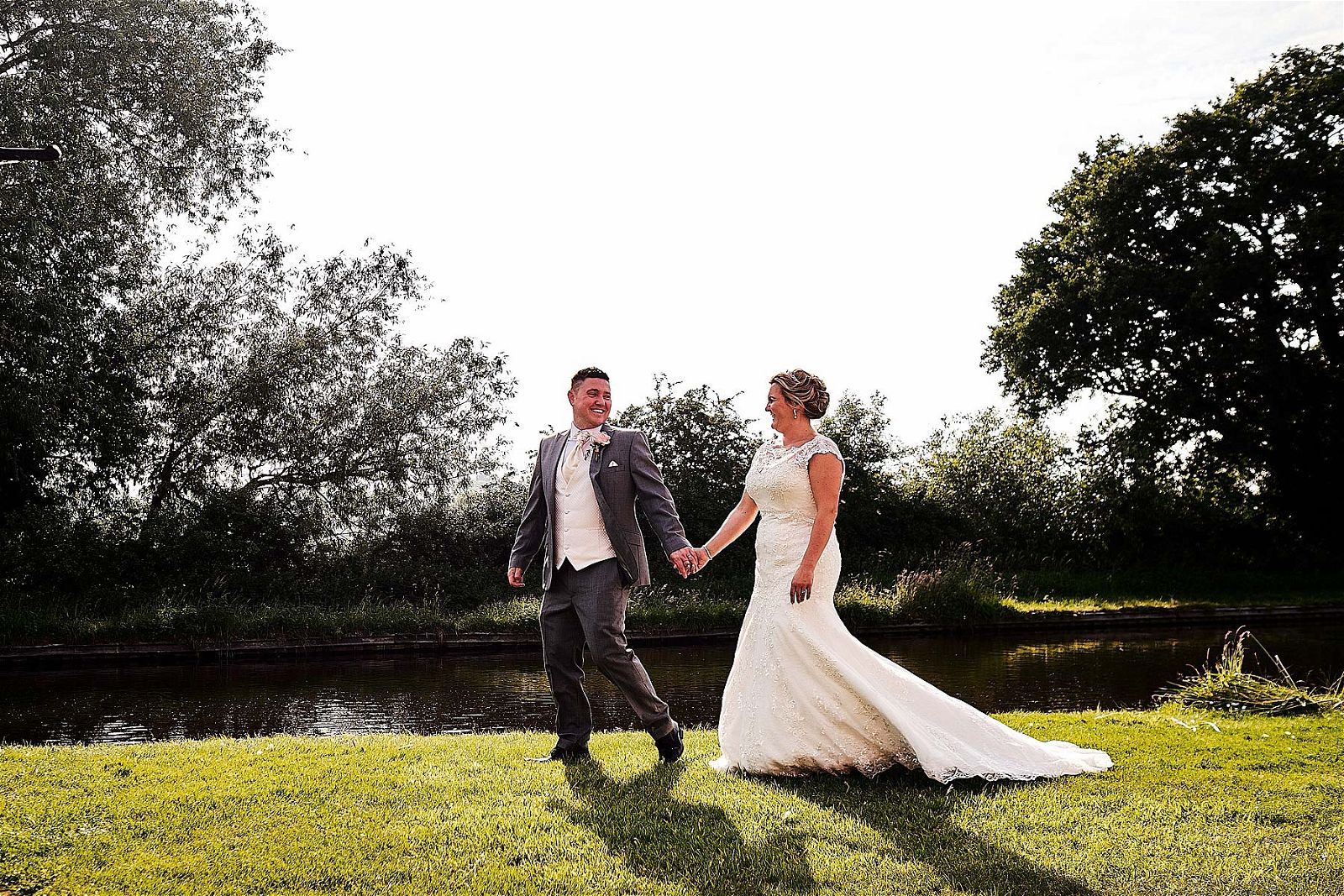 Annette + Lee | The Moat House